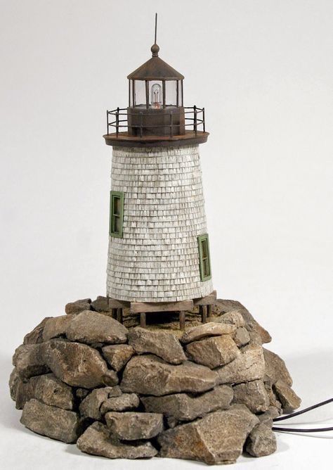 Lighthouse Model, Fabrikasi Logam, Building A Bar, Clay Pot Lighthouse, Lighthouse Crafts, Lighthouse Decor, Deco Marine, Model Train Scenery, Driftwood Crafts