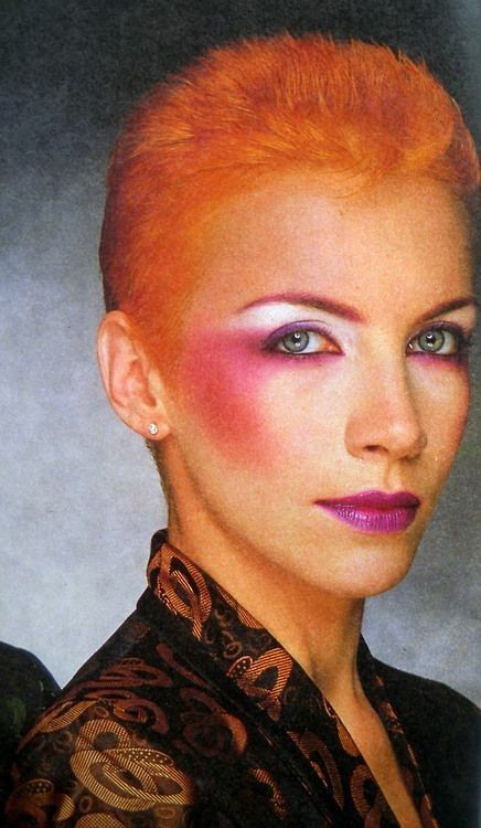 ANNIE LENNOX 1980’s Makeup, 1980 Makeup, 80's Makeup, Glam Rock Makeup, 80s Hair And Makeup, 80s Makeup Looks, 80’s Makeup, 1980s Makeup, 1980s Hair