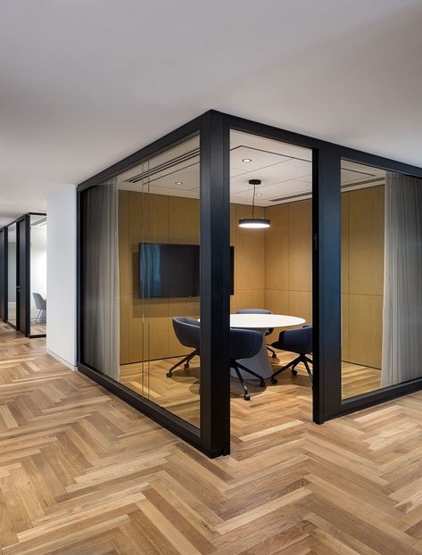 Groman & Co. Law Firm Offices Bnei Brak | Office Snapshots Law Firm Office, Acoustic Ceiling Panels, Design Studio Office, Davis Furniture, Studio Office, Office Space Design, Office Partition, Window Film Privacy, Acoustic Wall Panels