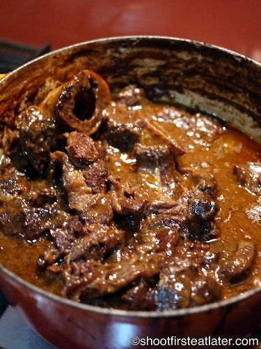 Boneless Beef Shank Recipe, Beef Shank Stew Recipe, Beef Shank Recipe Instant Pot, Shank Recipes, Braised Beef Shanks, Beef Shank Stew, Beef Shank Recipe, Braised Beef Recipes, Beef Shanks