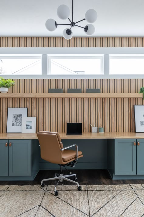 Desk Built Into Wall Bedroom, Slat Wood Island, Wood Slat Wall Home Office, Wood Slats Office Wall, Office With Slat Wall, Slat Wall In Office, Wood Feature Wall Office, Slat Wall Home Office, Office Room Wall Paneling