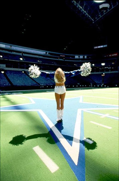 Black Dallas Cowboys Cheerleaders, Dallas Cowboys Cheerleader Aesthetic, Dallas Cowboys Cheerleaders Wallpaper, Dcc Wallpaper, Dallas Cowboy Cheerleader Aesthetic, Nfl Cheerleader Aesthetic, Dc Cheerleader, Dallas Cowboys Aesthetic, Dcc Aesthetic