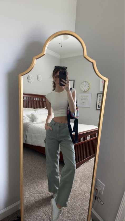 Styling Sage Green Pants, Pastel Green Jeans Outfit, Light Green Parachute Pants Outfit, Teal Cargo Pants Outfit, Light Beige Cargo Pants Outfit, Light Green Pants Outfit Women, Light Green Sweatpants Outfit, Sage Green Cargo Pants Outfit, Light Green Trousers Outfit