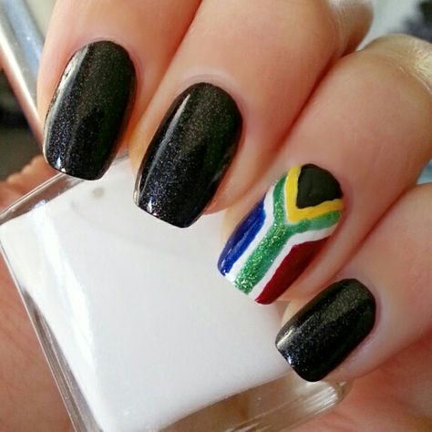 South Africa nails by Jas South African Nail Art, South African Nails, South Africa Nails, Africa Nails, African Nails, Flag Nails, South Africa Flag, Blonde Layered Hair, South African Flag