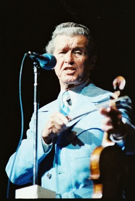 Roy Acuff Hee Haw Show, Roy Acuff, Country Icons, Classic Singers, No Emotions, Old Country Music, Classic Country Music, Texas Music, Real Country Music