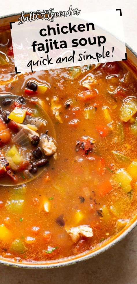 a pot of soup with text overlay that reads chicken fajita soup - quick and simple! Beef Fajita Soup Recipe, Spicy Chicken Soup Recipes, Fajita Soup Recipe, Fajita Soup, Weight Watchers Meals Dinner, Spicy Chicken Soup, Chicken Fajitas Crockpot, Beans In Crockpot, Chicken Fajita Soup