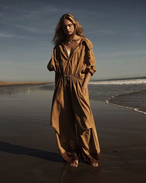 Romee Strijd Stars in Vogue Netherlands June 2017 Cover Story Beach Fashion Editorial, Vogue Netherlands, Beach Editorial, Romee Strijd, Mode Boho, Beach Fashion, Beauty Editorial, Blonde Beauty, Fashion Editorial