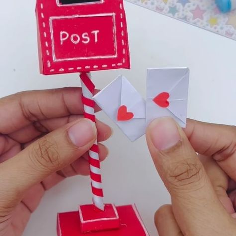 Mini mailbox craft #mini #miniature #mailbox #craft #paper #papercrafts #crafts #easy #cute #video #tutorial #kids #kidsactivities… | Instagram Mailbox Craft, Diy Mail, Mail Post, Crafts Easy, Post Box, Miniature Crafts, Paper Crafts For Kids, Craft Paper, Diy Videos