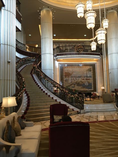 Bvlgari Hotel Dubai, Soho Grand Hotel Nyc, Dubai Bulgari Hotel, St Regis Hotel New York, Hotel Foyer, Hotel Cafe Royal London, St Regis Hotel, Beach Clubs, Chic Aesthetic