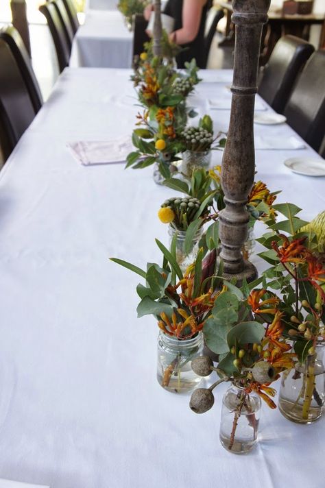 King Protea Bouquet, Christmas Decorations Australian, Native Wedding, Stones Of The Yarra Valley, Flowers Australia, Flower Table Decorations, Protea Bouquet, Bee Flowers, Christmas In Australia