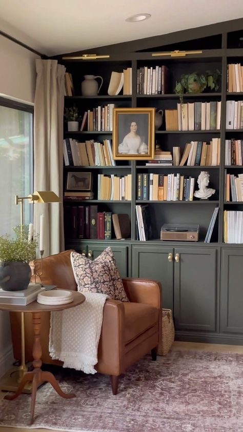 Library Style Office, Green Library Living Room, Bookshelf Study Room, Cottagecore Built In Shelves, Home Study Inspiration, Home Library Colors, Cozy Home Office Library, Bookcase Living Room Ideas, Library In Living Room