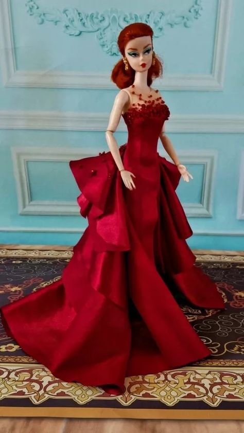 OOAK Dress 4 Silkstone Barbie Poppy Parker Integrity Toys Fashion Royalty Doll | eBay Poppy Parker Dolls Fashion, Fashion Royalty Dolls Clothes, Hello Dollies, Sofia Ferreira, 1970s Christmas, Classic Barbie, Dress Barbie Doll, Red Outfits, Barbie Wardrobe