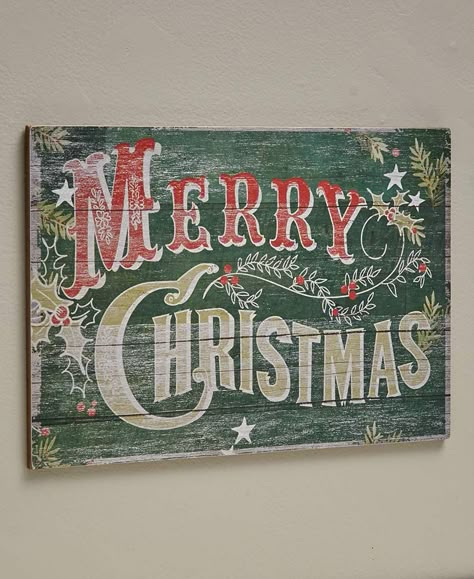 Hero Image Christmas Pallet Signs, Christmas Decor Diy Ideas, Christmas Pallet, Signs Christmas, Vintage Merry Christmas, Pallet Christmas, Decor Diy Ideas, Signs To Make, Pallet Creations