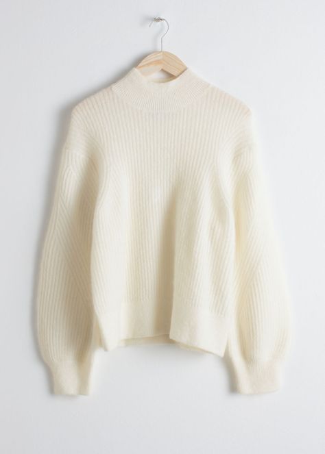 Fleece Pullover Outfit, Oversized Sweater Outfit, Pullovers Outfit, Cream Sweater, Ribbed Knit Sweater, Fashion Story, Cool Sweaters, Ladies Dress Design, Wool Blend Sweater