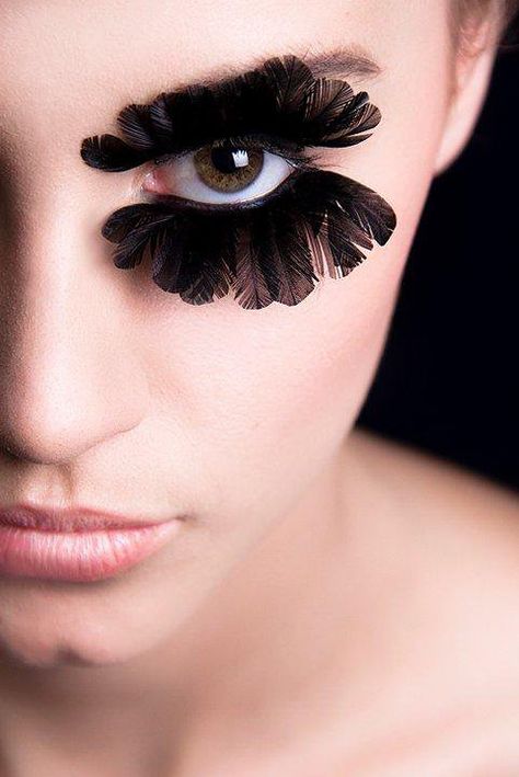 Bold black feathers Bird Makeup, Makeup Studio Decor, Shiny Makeup, Cosmetic Inspiration, Vampire Witch, Beautiful Eyelashes, Lashes Logo, Lashes Beauty, Witch Costume