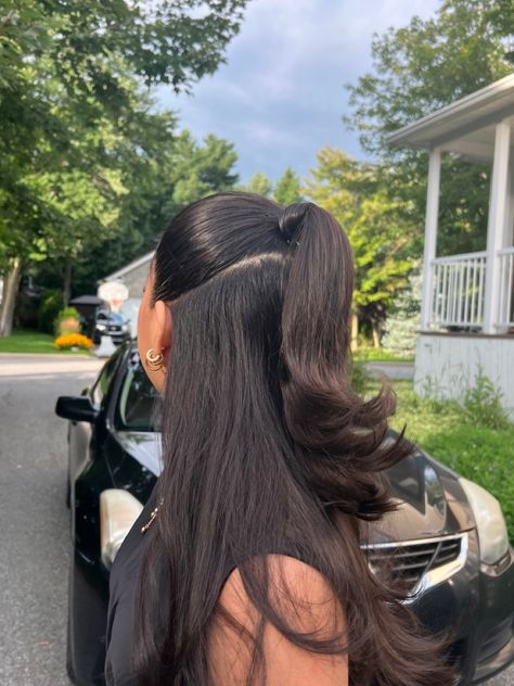 Down Hair Prom, Vegas Hair, Half Up Half Down Hairstyle, Down Hairstyle, Half Up Wedding Hair, Half Up Half Down Hair Prom, Hair Prom, Sleek Ponytail, Sleek Hairstyles