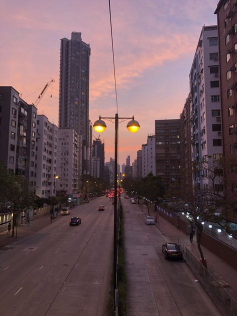 The sunset in Hong Kong White Lies, The Sunset, Hong Kong, Street View, White