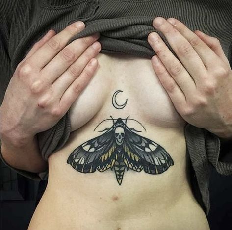 Moth Underboob Tattoo, Moon Moth Tattoo, Moth Sternum Tattoo, Under The Breast Tattoo, Hand Hart, Tattoo Sternum, Moon Skull, Deaths Head, Tattoo Moon