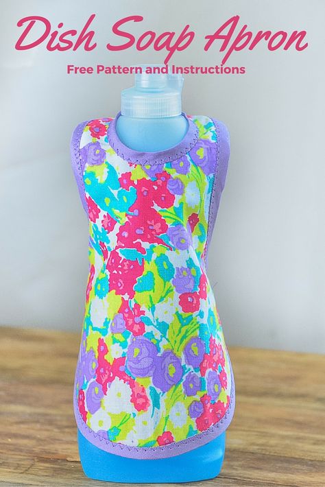 Dish Soap Aprons! My grandmother always had one on her liquid dish soap. They are fun and easy to make. FREE Printable Pattern!! Aprons Diy Patterns, Diy Dish Soap, Apron Pattern Free, Bottle Dressing, Apron Tutorial, Quick Sew, Diy Dish, Museum Gift Shop, Apron Pattern