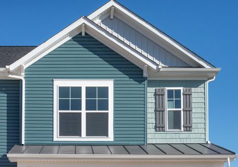 Is Dutch Lap or Clapboard Siding Better for Your Home? Vinyl Shingle Siding, Exterior Window Trim Ideas, Blue Vinyl Siding, Vinyl Siding House, Blue Siding, Hardie Siding, Clapboard Siding, Siding Options, Fiber Cement Siding