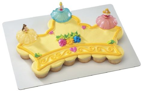 Cupcakes For Girls, Princess Cupcake Cake, Cupcakes Princesas, Indian Food Catering, Indian Food Restaurant, Disney Princess Birthday Cakes, Disney Princess Cupcakes, Crown Cupcakes, Traditional Indian Food