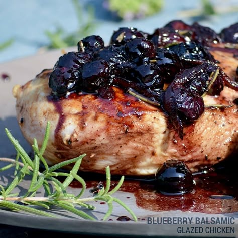 Blueberry Balsamic, Blueberry Chicken, Grace Farms, Balsamic Glazed Chicken, Sweet Foods, Blueberry Sauce, Nutritious Recipes, Balsamic Chicken, Happy Food