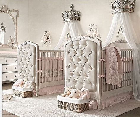 20 luxury baby cot designs and exquisite nursery rooms interiors Tufted Crib, Princess Baby Bedding, Round Baby Cribs, Twin Girls Nursery, Girls Twin Bed, Girls Princess Room, Princess Room Decor, Luxury Nursery