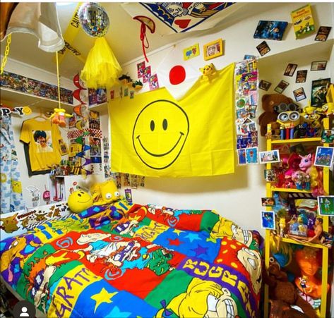 Clowncore Room Ideas, Childish Bedroom, Kidcore Room Ideas, Kidcore Playground, Kidcore Room Decor, Weird Core Room, Yellow Room Aesthetic, Kidcore Aesthetic Room, Kid Core Room