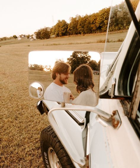 The 865 does NOT disappoint the sweetest couple are engaged AND Morgan Wallen is back in town ✨🫶🏼🤩 Are you going to the concert tonight? if you are pls send me lots of videos 🍊 . . . engagement photographer, wedding photographer, traveling photographer, utah wedding photographer, California wedding photographer, photographer, knoxville wedding photographer, documentary style photographer, new mexico photographer, lake como photographer, bride and groom tips, wedding advice , wedding tips,... Engagement Pics With Old Truck, Farm Truck Photography, Couples Photo Shoot With Truck, Truck Bed Date Photoshoot, Old Truck Couple Photoshoot, Tennessee Proposal, Truck Poses, Truck Couple, Couples Homecoming Pictures