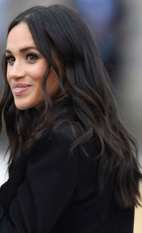 Meghan Markle Hair Color, Meghan Markle Haircut, Meghan Markle Hair, Meghan Style, Meghan Markel, Megan Markel, Meghan Markle Wedding Dress, Black Hair Balayage, Meghan Markle Style