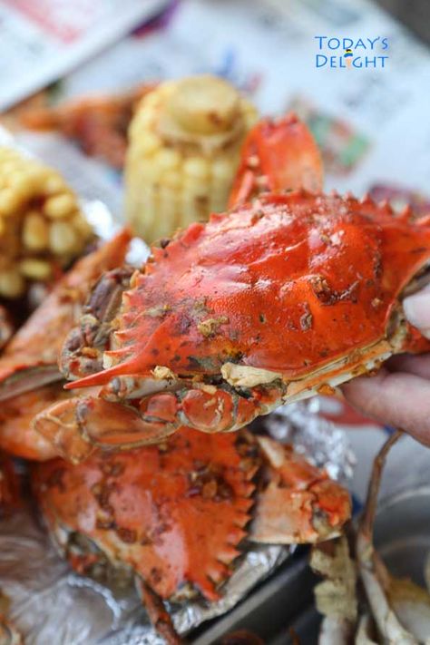 Blue Crab Recipe Boiled, Blue Crab Boil, Zatarains Shrimp Boil Recipe, Blue Crab Boil Recipe, Blue Crab Recipes, Crab Boil Recipe, Crawfish Boil Recipe, Louisiana Shrimp, Potato And Sausage