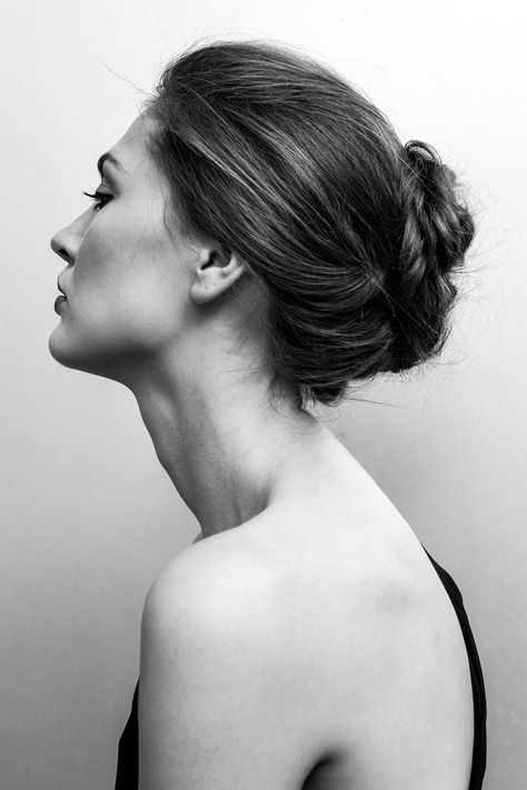 Profile Photography, Face Profile, Female Profile, Face Reference, Human Poses Reference, Face Photography, Model Paint, Black And White Pictures, White Photo