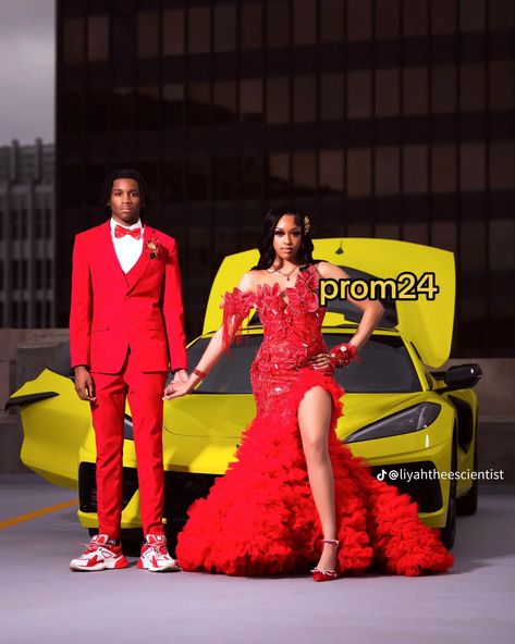 Prom Dresses Black Couples, Black Couple Prom, Exotic Prom Dresses, Different Prom Dresses, Prom 2k24, Prom Styles, Pretty Homecoming Dresses, Prom Goals, Prom Photoshoot