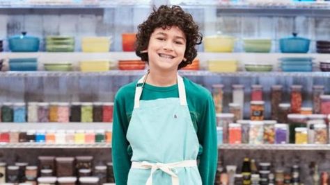 Learn more about Justice, a Kids Baking Championship, Season 3 hopeful. Cheerio Treats, Kids Baking Championship, Cake Batter Truffles, Best Gluten Free Bread, Pbs Food, Aip Desserts, Cranberry Orange Muffins, Apple Hand Pies, Kids Baking