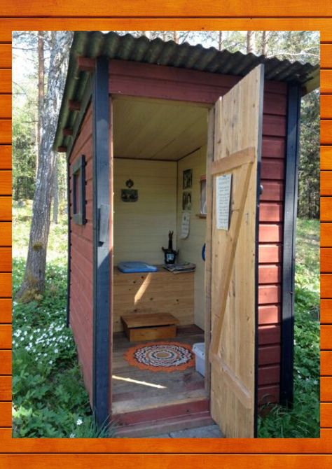 Shed With Bathroom, Outhouse Bathroom, Outside Toilet, Toilet Outdoor, Out Houses, Outdoor Bathroom Design, Composting Toilets, Outdoor Toilet, Outdoor Baths