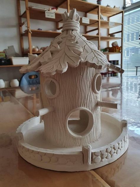 Ceramic Birdhouses Handmade, Pottery Fairy Houses Ideas, Bird House Clay, Ceramic Bird Houses Handmade, Bird House Pottery, Ceramic Birdhouse Handmade, Pottery Handbuilding Ideas Clay Projects, Pottery Fairy Houses, Clay Bird Houses