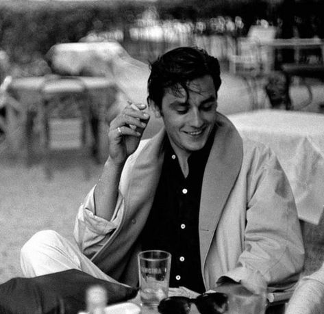 Harry Cameron, Evelyn Hugo, Man Icon, Alain Delon, Modern Man, Old Money, Old Hollywood, Pose Reference, Detective