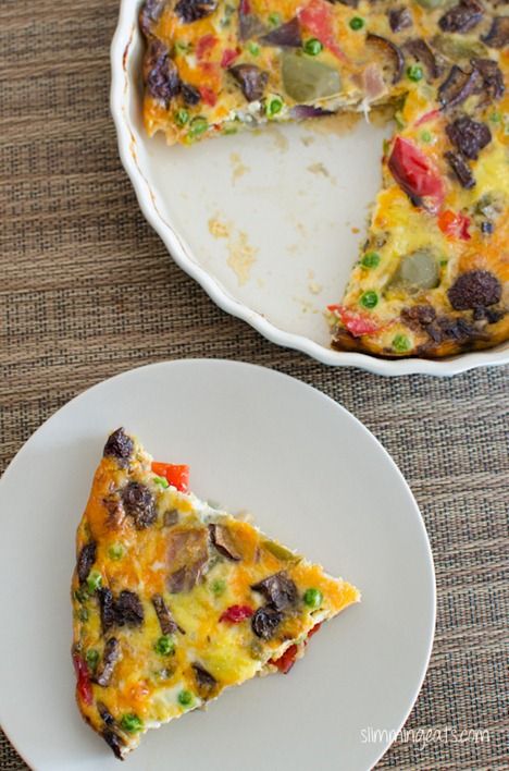 Roasted Vegetable Frittata, Sw Recipes, Vegetable Frittata, Roasted Vegetable, Food Easy, Aip Recipes, Light Snacks, Healthy Detox, World Recipes