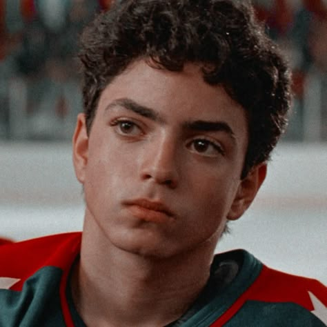 𝗹𝘂𝗶𝘀 𝗺𝗲𝗻𝗱𝗼𝘇𝗮 𝗶𝗰𝗼𝗻. The Sandlot Kids, Mighty Duck, D2 The Mighty Ducks, Benny The Jet Rodriguez, Mike Vitar, Duck Pictures, 90s Actors, Mighty Ducks, The Sandlot