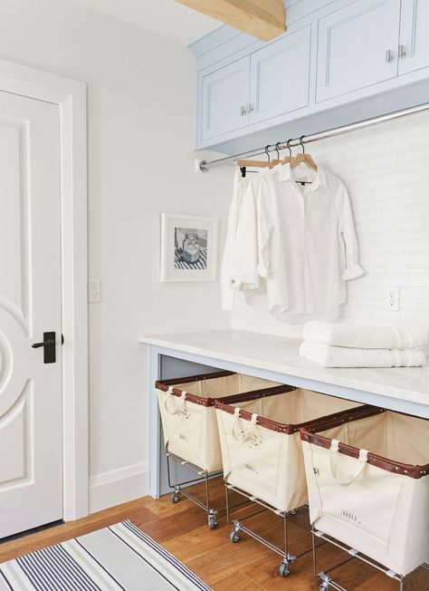 Laundry Room Folding Table, Blue Laundry Rooms, Rolling Laundry Basket, Laundry Basket Storage, Drying Room, Room Storage Diy, Dream Laundry Room, Laundry Design, Laundry Room Ideas