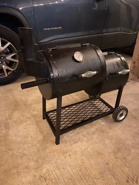 DIY Mini BBQ pit smoker fully functional Chili Contest, Bbq Pit Smoker, Bbq Grill Design, Metal Welding, Bbq Pit, Cook Off, Grill Design, Bbq Grill, Grilling