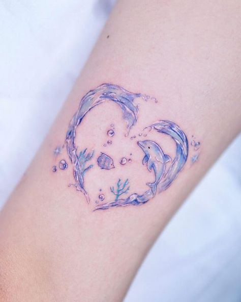 Wave Heart Tattoo, Tattoos Dolphin, Dolphin Tattoo Ideas, Dolphin Tattoos, Dolphin Tattoo, Love Symbol Tattoos, Tattoos And Meanings, Dolphins Tattoo, Clover Tattoos