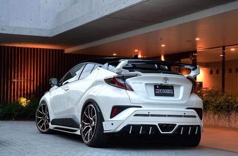 Toyota Chr Modified, Toyota Small Cars, Toyota Modified, Toyota Chr, House Front Door Design, Pimped Out Cars, Toyota C Hr, Mid Size Suv, Toyota 4