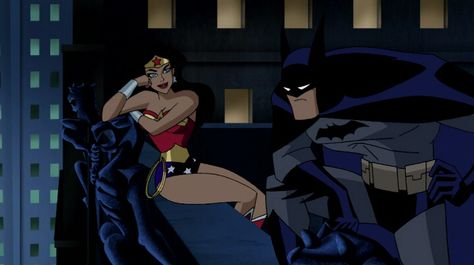 JLU, Wonder Woman and Batman on a stakeout in "This Little Piggy" Batman And Wonder Woman, Justice League Animated, Justice League Unlimited, Batman Wonder Woman, Superman Wonder Woman, Dc Memes, Batman Vs Superman, Batman Family, Batman Vs