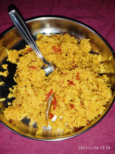 Khichdi Snap, Dal Chawal Snapchat, Camera Knowledge, Delicious Food Image, Dad Drawing, Indian Food Photography, Sewing Aesthetic, Fake Images, Curved Nails