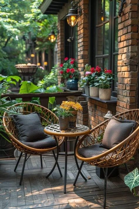 Rustic Front Porch Ideas, Small Outdoor Patio Ideas, Small Outdoor Patio, Ranch Garden, Outdoor Seats, Outdoor Architecture, Small Outdoor Patios, Balkon Decor, Small Garden Landscape