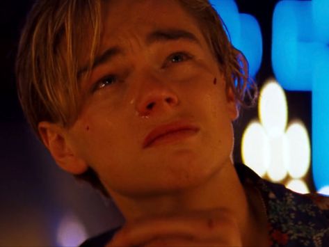 Romeo 1996, Leonardo Dicaprio 1996, Leonardo Dicaprio Romeo, Juliet 1996, Romeo Juliet 1996, Leonardo Dicaprio 90s, Teen Movies, Romeo And Juliet, Film Stills