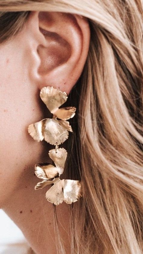 Golden Statement Earrings, Bride Statement Earrings, Boho Bride Earrings, Modern Wedding Earrings, Statement Earrings Outfit, Earring Minimal, Wedding Statement Earrings, Statement Wedding Earrings, Boho Bridal Earrings