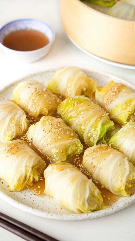 Skip Momos, Try These Healthy Cabbage Rolls Healthy Cabbage Rolls, Steamed Cabbage Rolls, Ginger Chicken Soup, Garlic Ginger Chicken, Cabbage Lasagna, Healthy Cabbage, Mediterranean Chicken Recipes, Steamed Cabbage, Cabbage Rolls Recipe