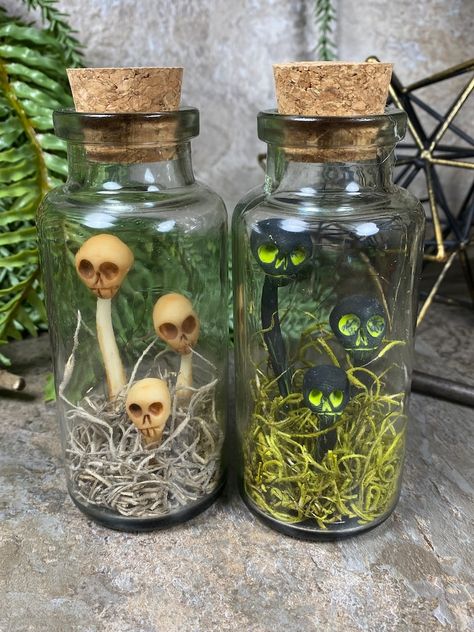 Mushroom Bottle, Polymer Clay Mushrooms, Skull Mushroom, Clay Mushrooms, Polymer Clay Mushroom, Halloween Potion Bottles, Spell Jars, Halloween Bottles, Mushroom Lights